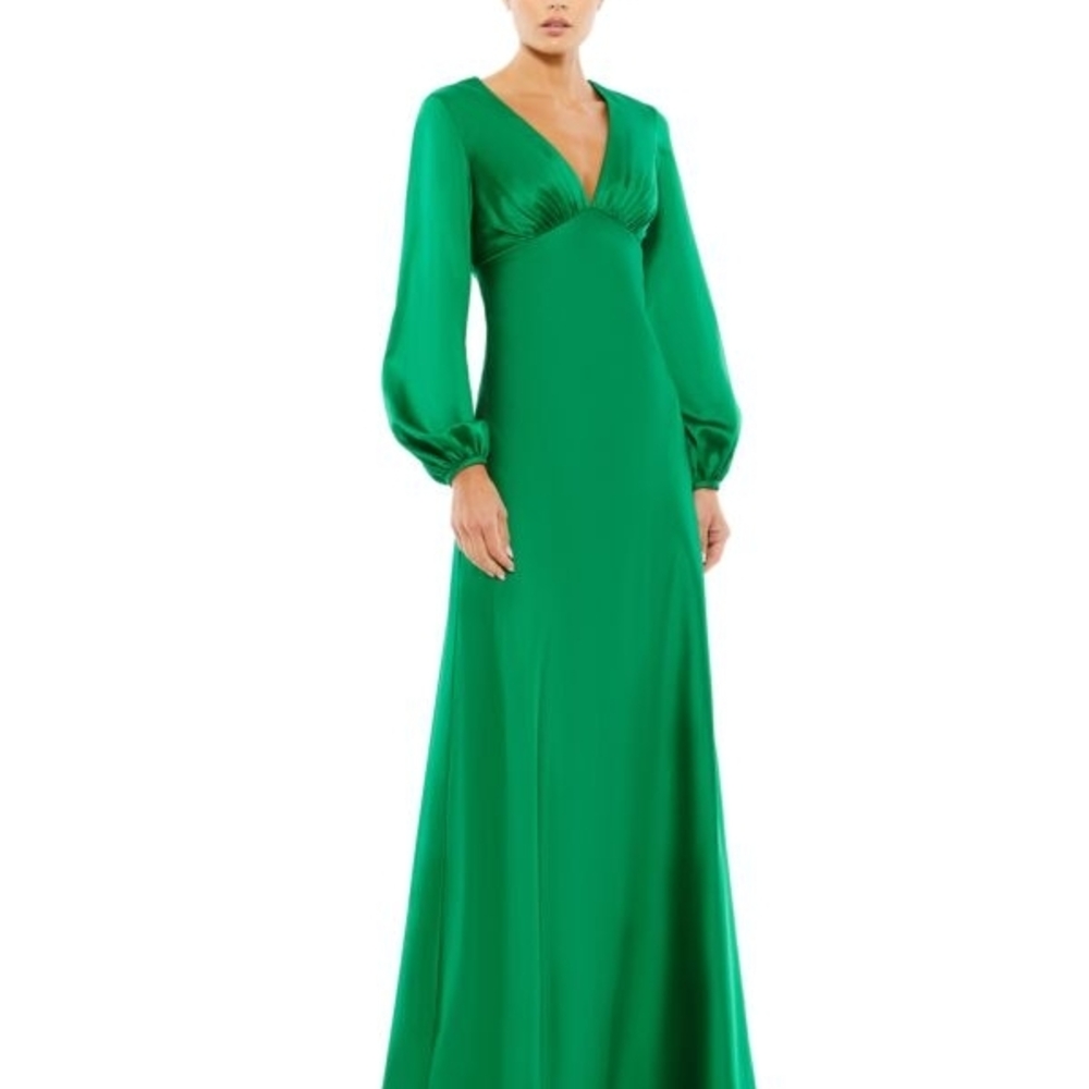 Mac Duggal Vibrant Green Long Sleeve Dress